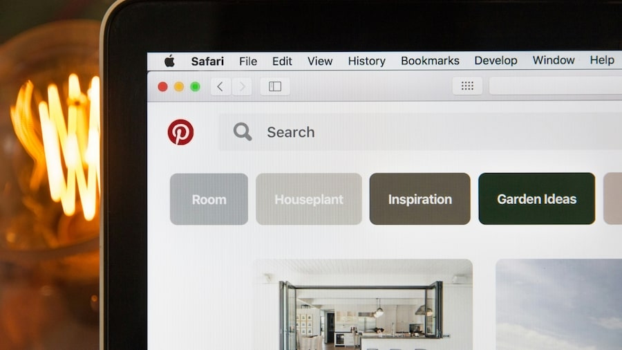 Keep up with the trends A search bar on Pinterest with some topics below it.